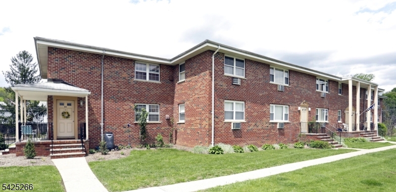 1 Wilson Road, Unit 18B Sussex, NJ 07461 - Photo 2 of 9