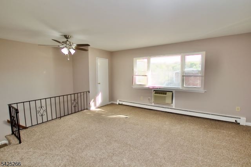 1 Wilson Road, Unit 18B Sussex, NJ 07461 - Photo 5 of 9