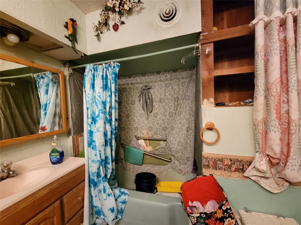 53 State Line Road Vestal, NY 13850 - Photo 12 of 23 Gallery Image 12