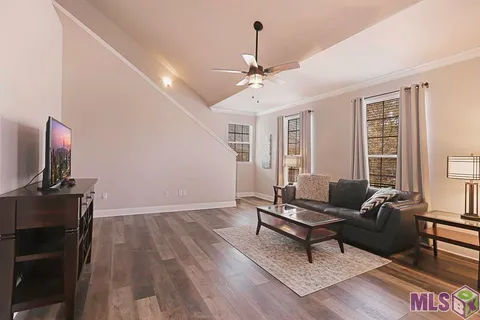 $200,000 | 900 Dean Lee Drive, Unit 405, Baton Rouge, LA 70820