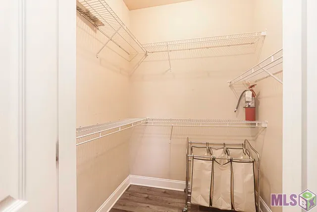 $200,000 | 900 Dean Lee Drive, Unit 405, Baton Rouge, LA 70820