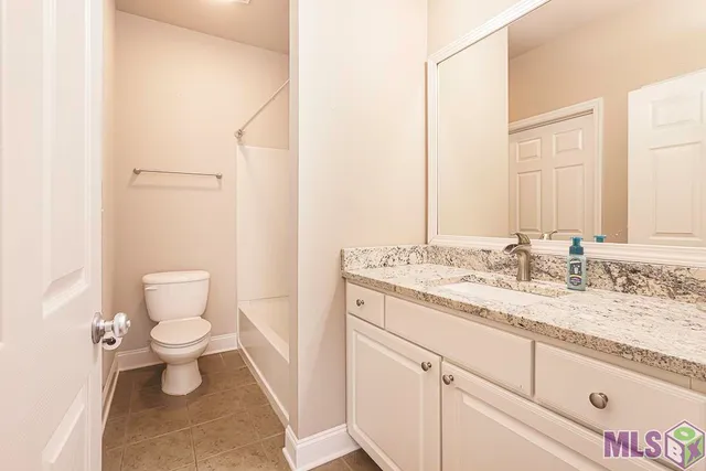 $200,000 | 900 Dean Lee Drive, Unit 405, Baton Rouge, LA 70820