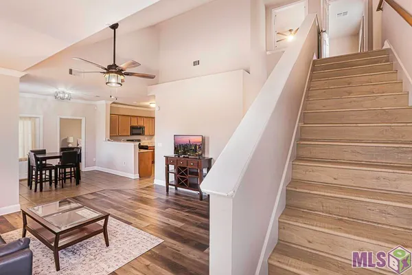 $210,000 | 900 Dean Lee Drive, Unit 405, Baton Rouge, LA 70820