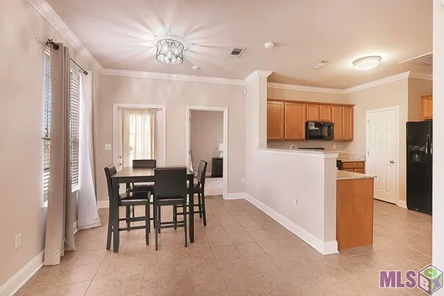 $200,000 | 900 Dean Lee Drive, Unit 405, Baton Rouge, LA 70820