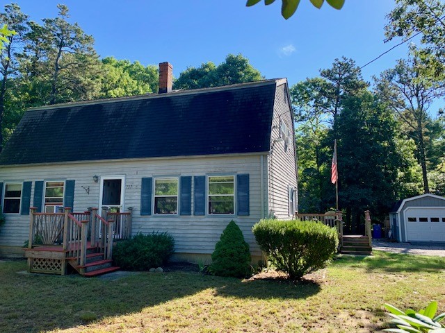 137 Hemlock Road South Kingstown, RI 02879 - Photo 1 of 36 Welcome Home!
