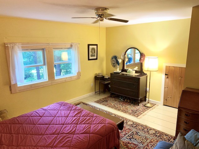 137 Hemlock Road South Kingstown, RI 02879 - Photo 18 of 36 2nd Floor Bed/Sitting Room~