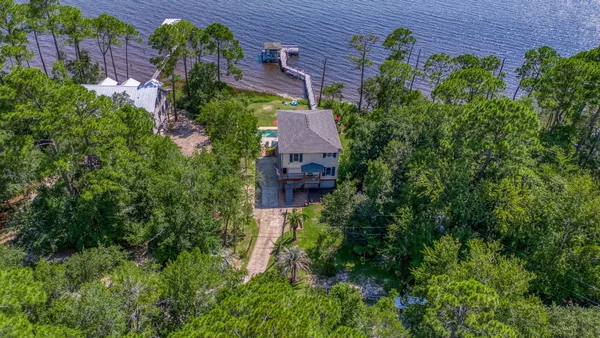 $899,900 | 7121 Wells Avenue, Navarre, FL 32566