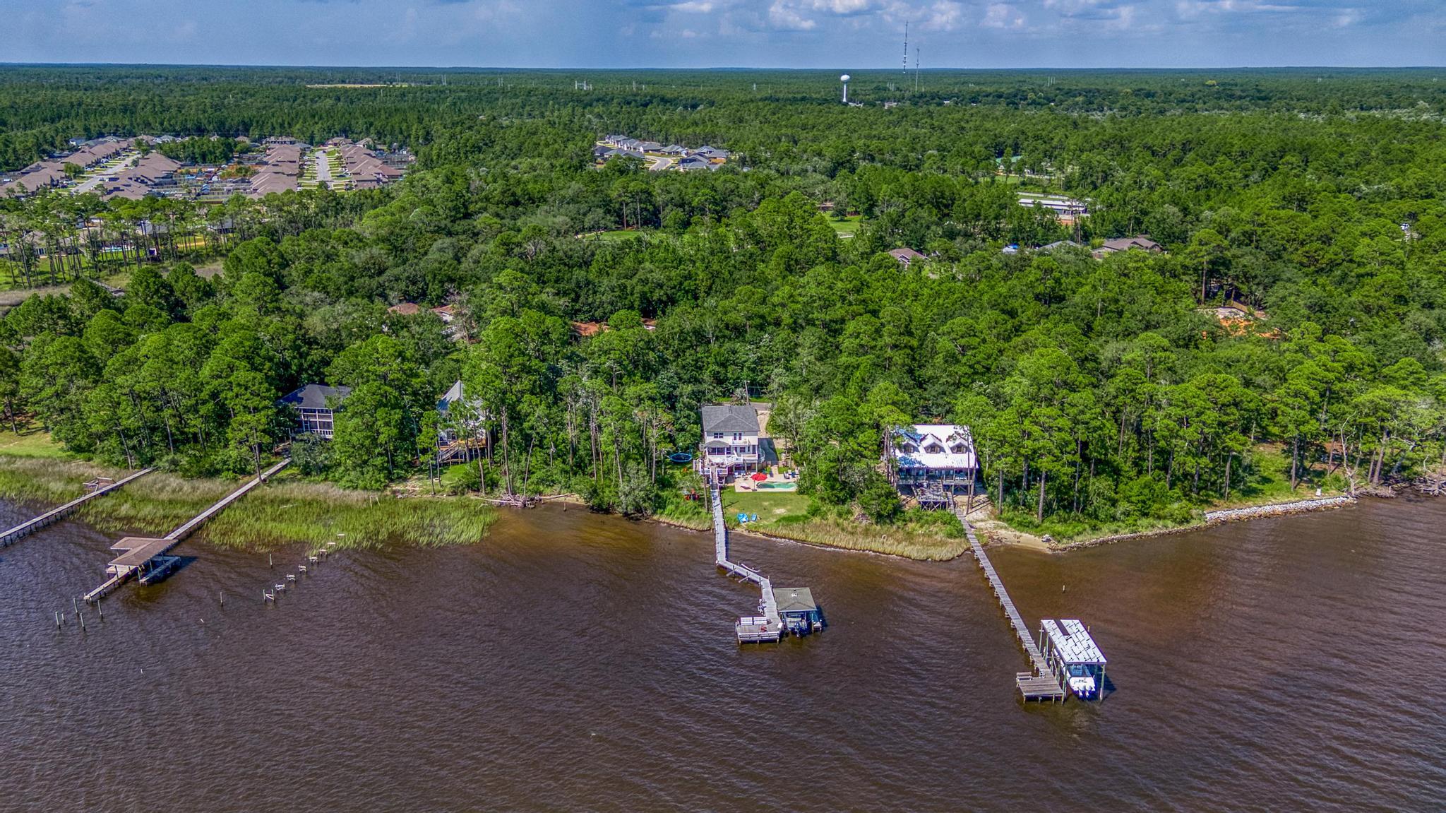 7121 Wells Avenue Navarre, FL 32566 - Photo 113 of 125 DJI_20250721152602_0691_D_HDR