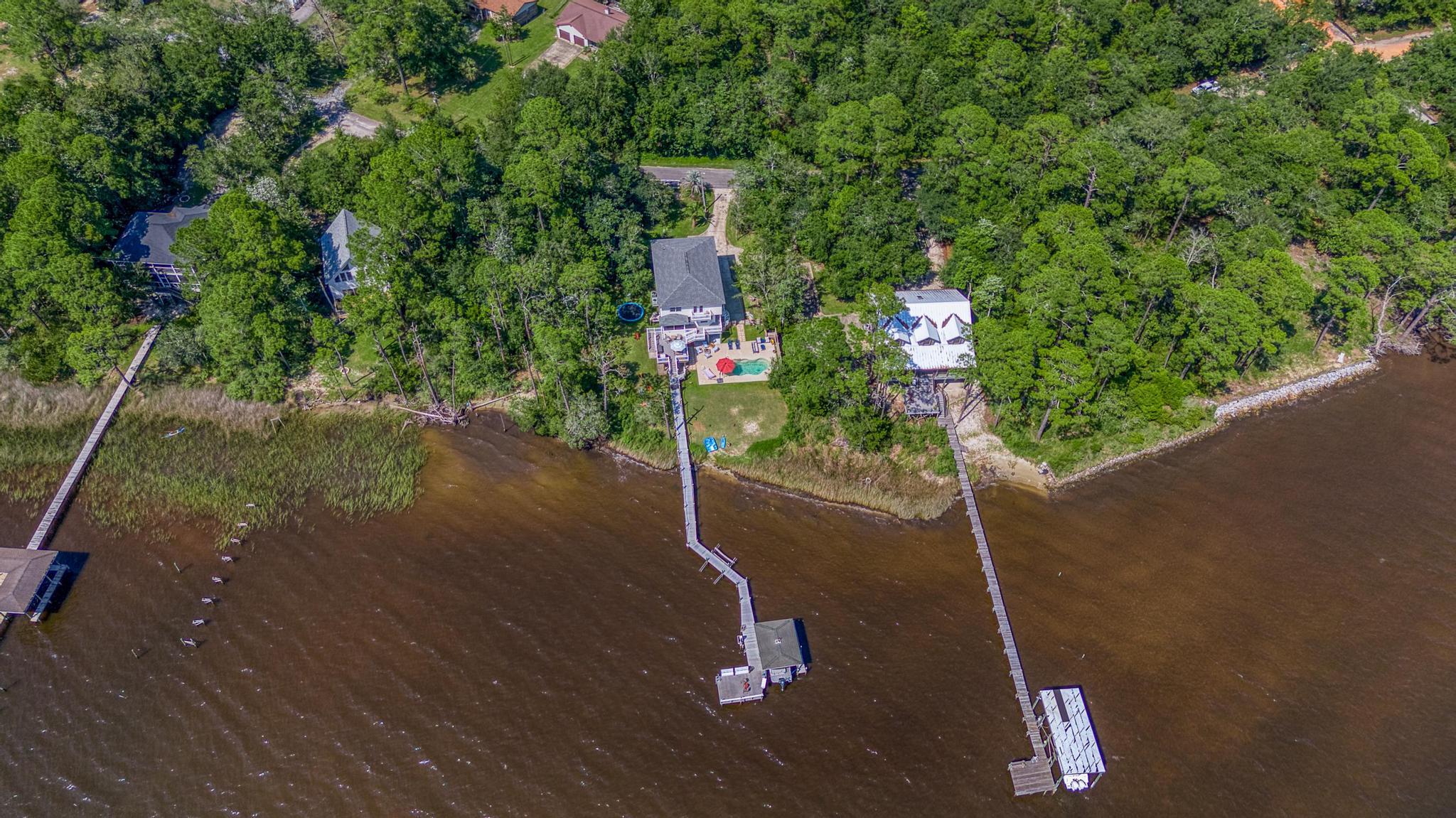 7121 Wells Avenue Navarre, FL 32566 - Photo 116 of 125 DJI_20250721152652_0700_D_HDR