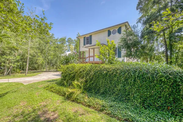 $899,900 | 7121 Wells Avenue, Navarre, FL 32566