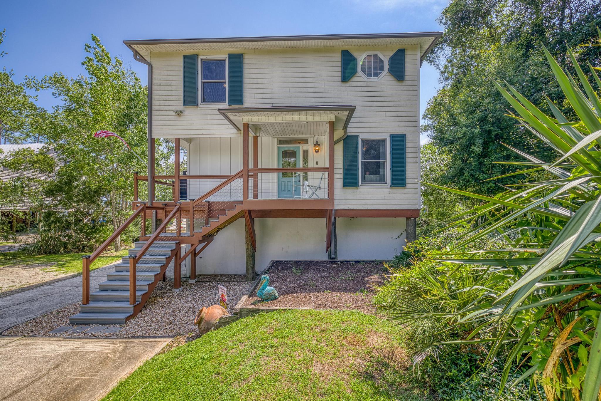 7121 Wells Avenue Navarre, FL 32566 - Photo 59 of 125 1V1A1044_HDR