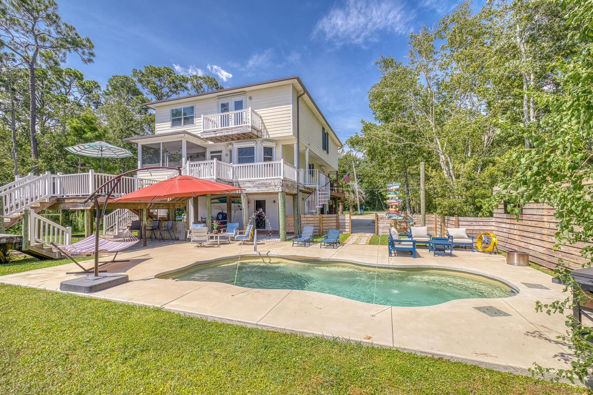 7121 Wells Avenue Navarre, FL 32566 - Photo 83 of 125 1V1A1164_HDR