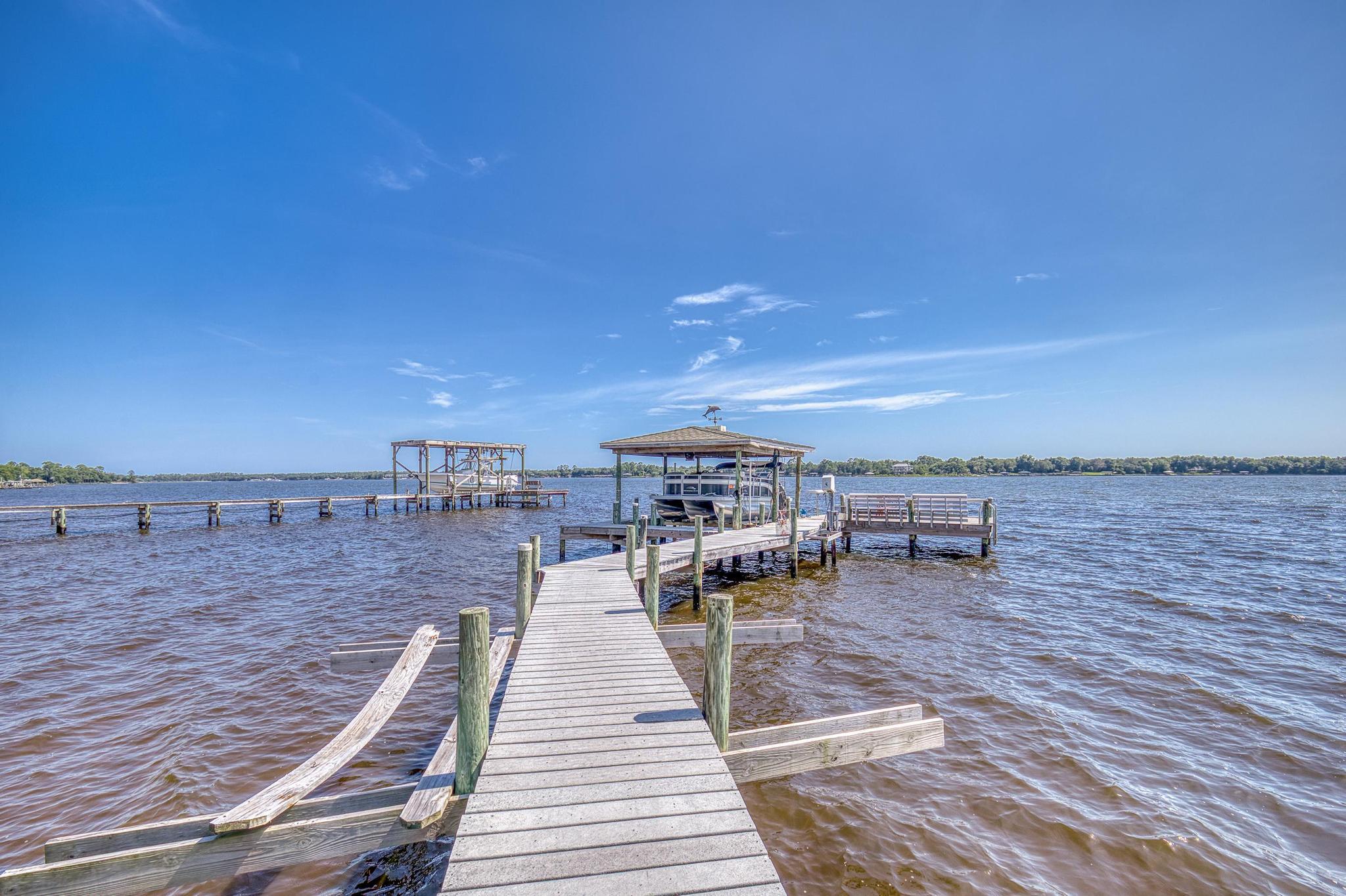 7121 Wells Avenue Navarre, FL 32566 - Photo 92 of 125 1V1A1209_HDR