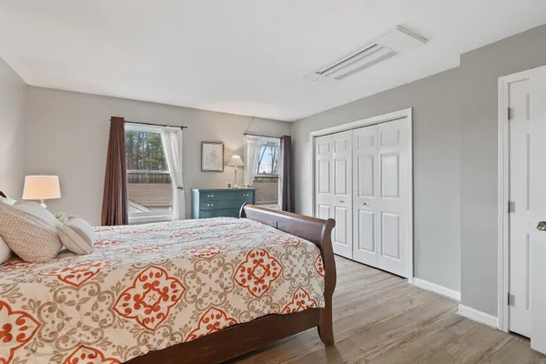 $375,000 | 224 Locust Hill Road, Shelburne, VT 05482