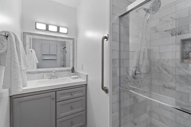 $389,000 | 224 Locust Hill Road, Shelburne, VT 05482