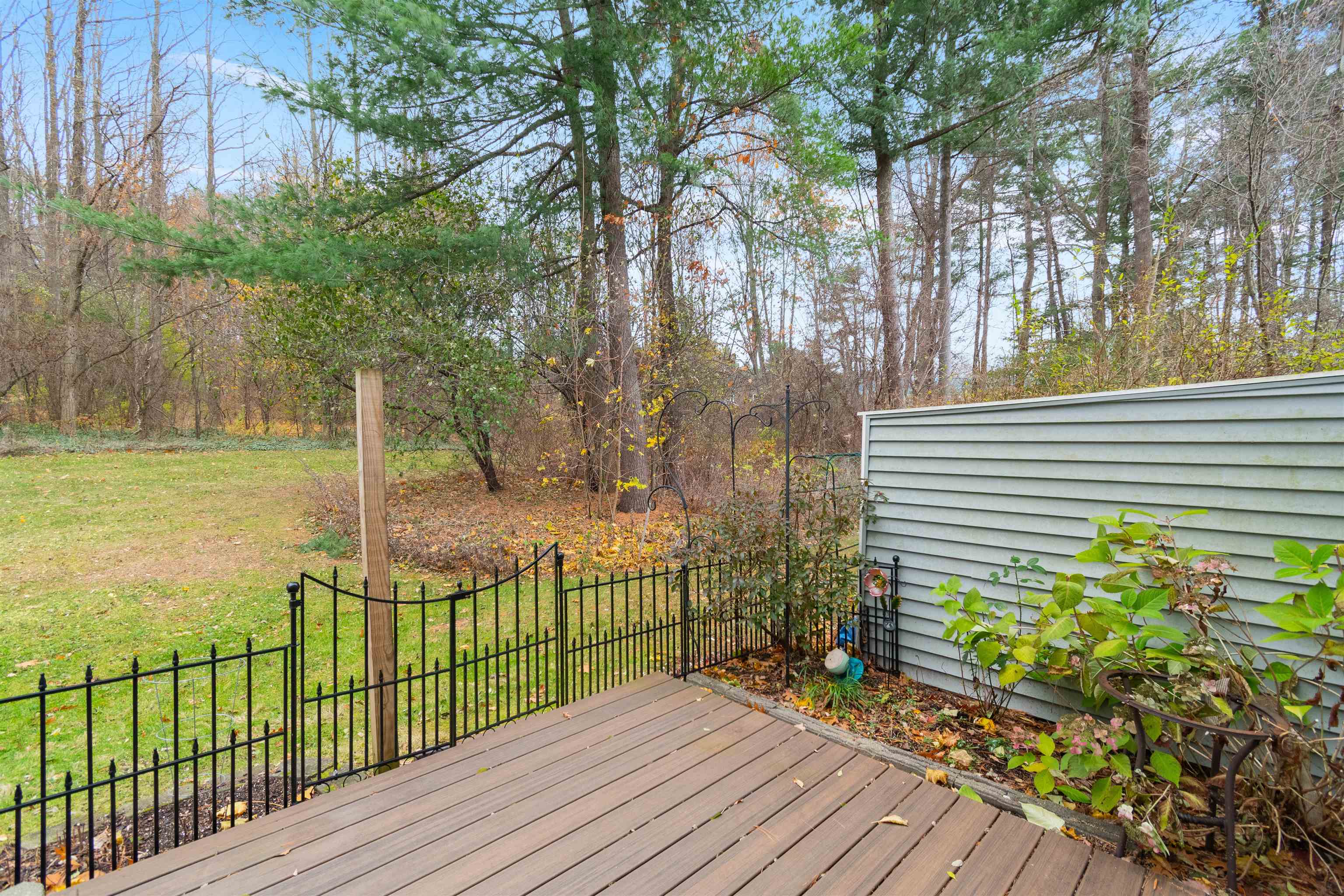 224 Locust Hill Road Shelburne, VT 05482 - Photo 39 of 45