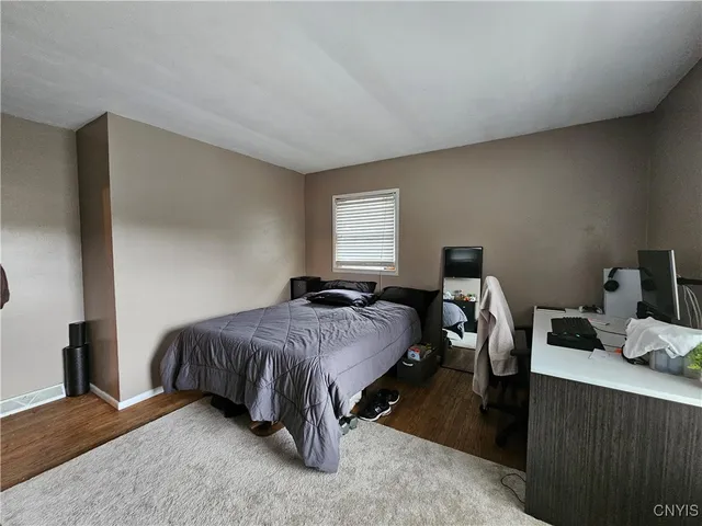 $300,000 | 516 Woodburne Drive, Utica, NY 13502