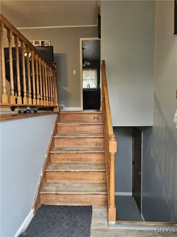 $300,000 | 516 Woodburne Drive, Utica, NY 13502