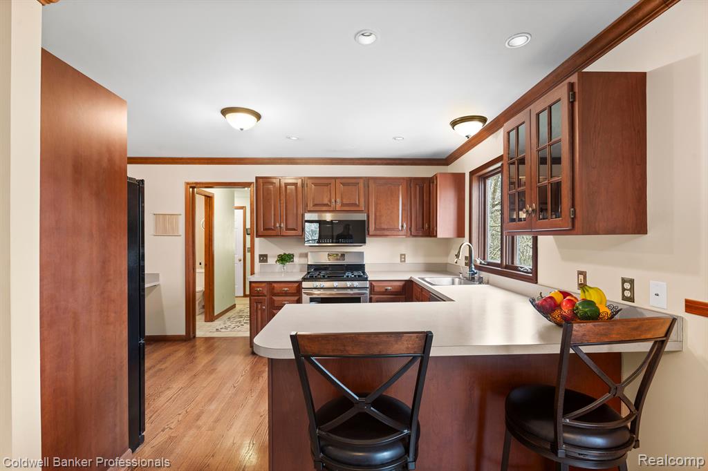 6253 7 Mile Road South Lyon, MI 48178 - Photo 15 of 72 Gallery Image 15
