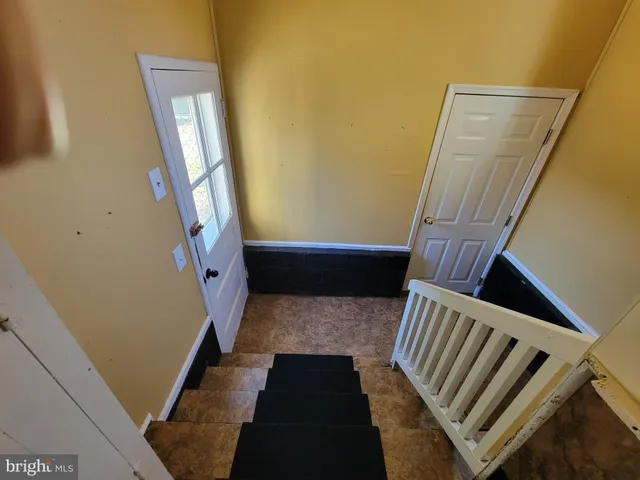 $2,500 | 11 Zieglers Lane, Hamilton, NJ 08690