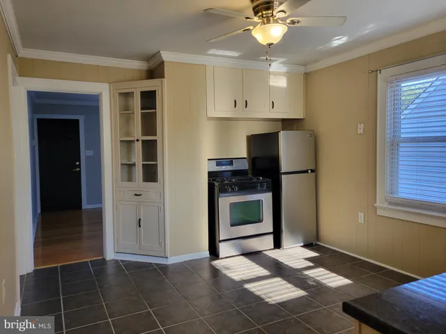 $2,500 | 11 Zieglers Lane, Hamilton, NJ 08690