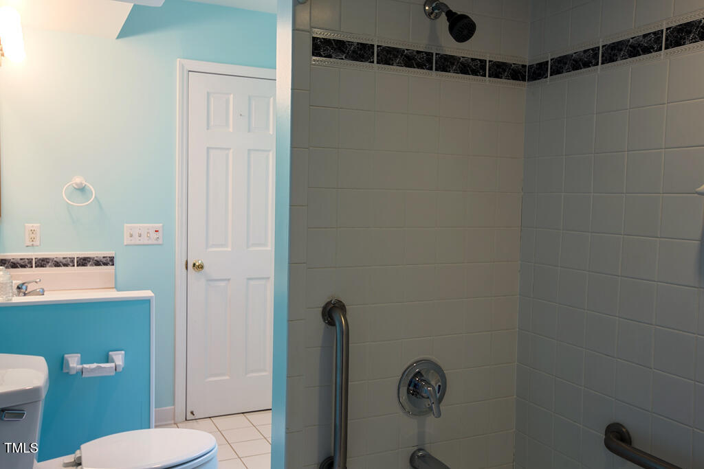 4732 Rembert Drive Raleigh, NC 27612 - Photo 35 of 52 MLS_4732_Rembert-34
