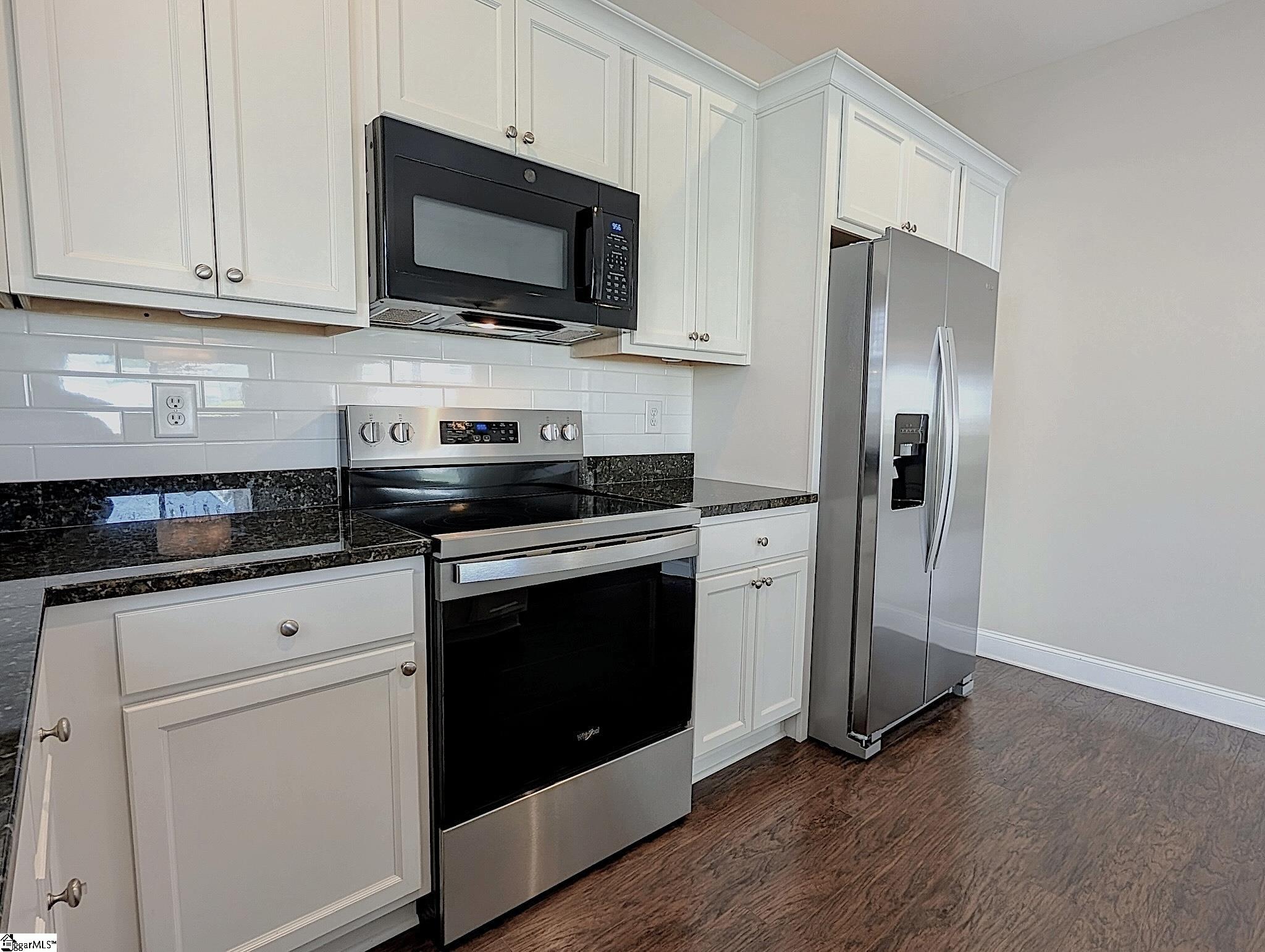 315 Sliding Rock Drive Pendleton, SC 29670 - Photo 3 of 20 Brand New Stainless Steel Appliances