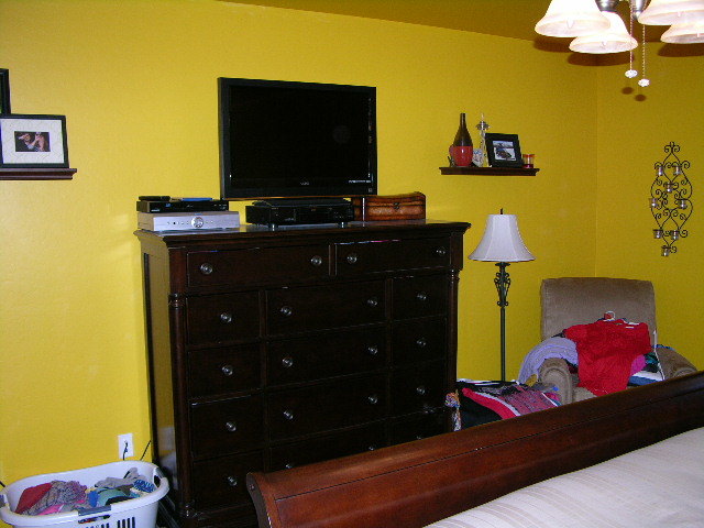 2242 East Fraktur Road Phoenix, AZ 85040 - Photo 17 of 17 Master Bedroom 2