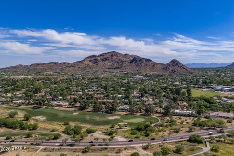 $4,500,000 | 8700 North 58th Place, Paradise Valley, AZ 85253