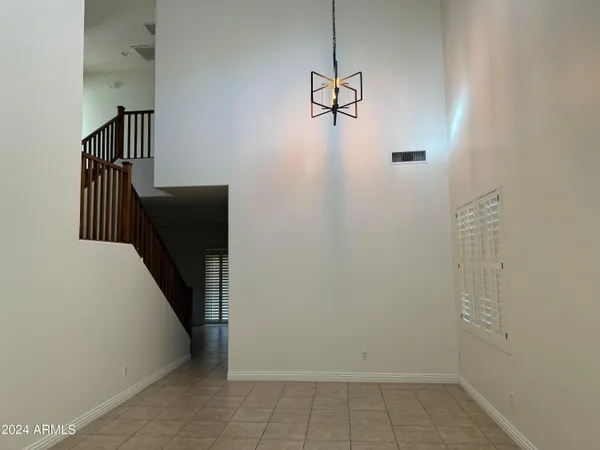 $2,800 | 4576 East Sundance Avenue, Gilbert, AZ 85297