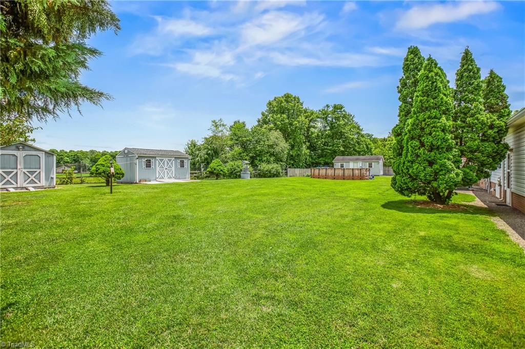 8581 Highway 268 Elkin, NC 28621 - Photo 29 of 35