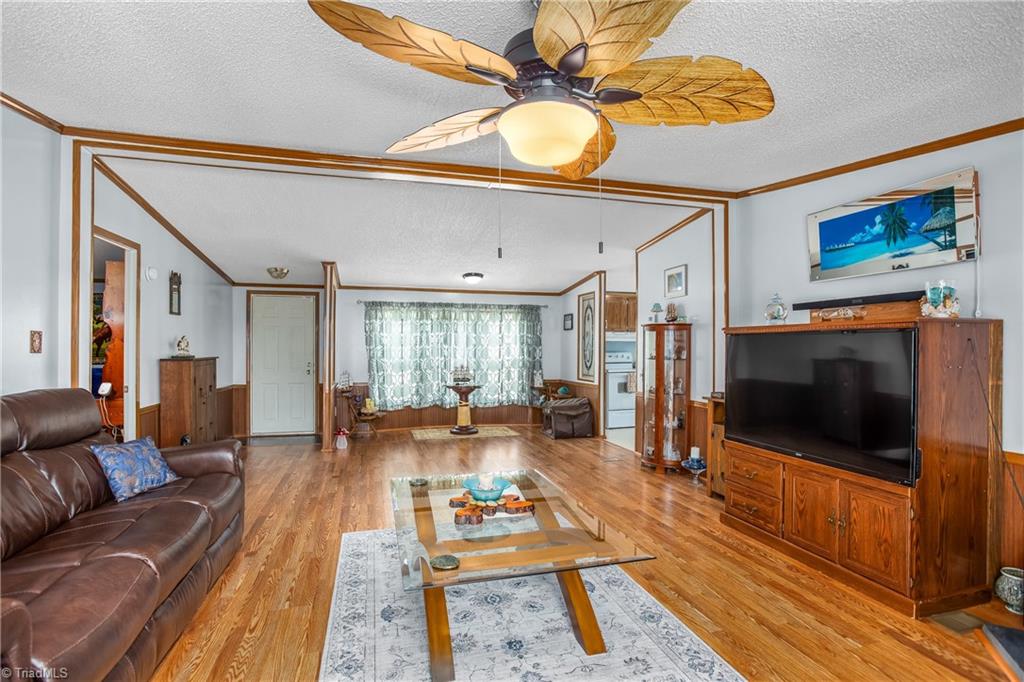 8581 Highway 268 Elkin, NC 28621 - Photo 8 of 35