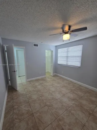 $2,000 | 1241 Southwest 46th Avenue, Unit 1006, Pompano Beach, FL 33069