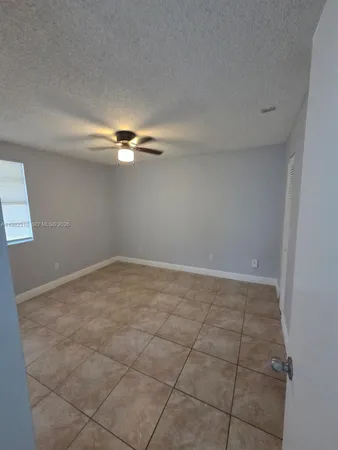 $2,000 | 1241 Southwest 46th Avenue, Unit 1006, Pompano Beach, FL 33069