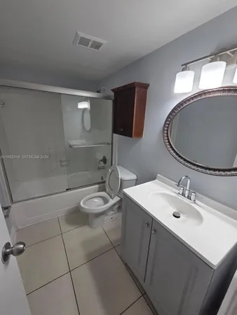 $2,000 | 1241 Southwest 46th Avenue, Unit 1006, Pompano Beach, FL 33069