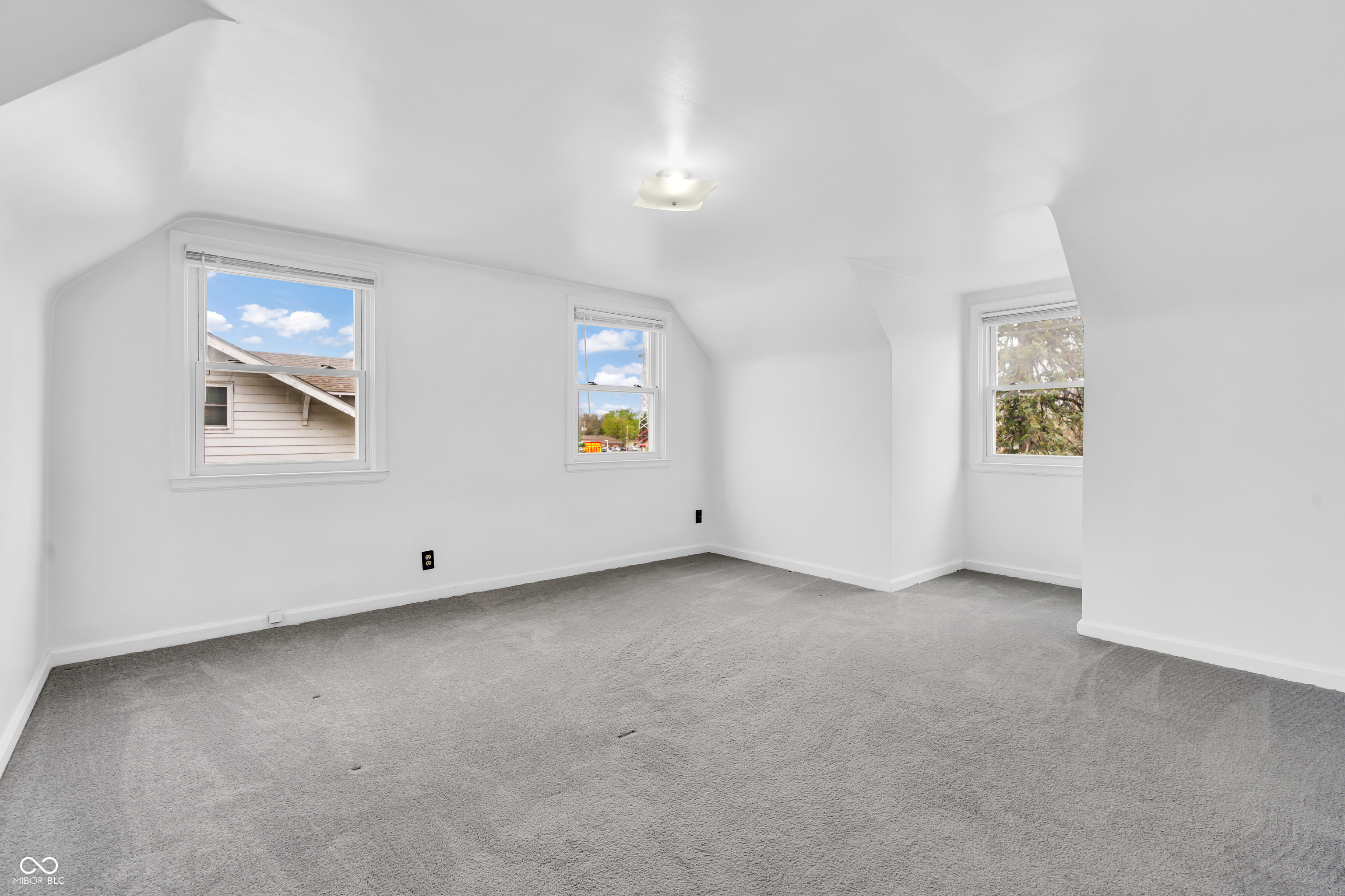 1223 East Thompson Road Indianapolis, IN 46227 - Photo 11 of 26