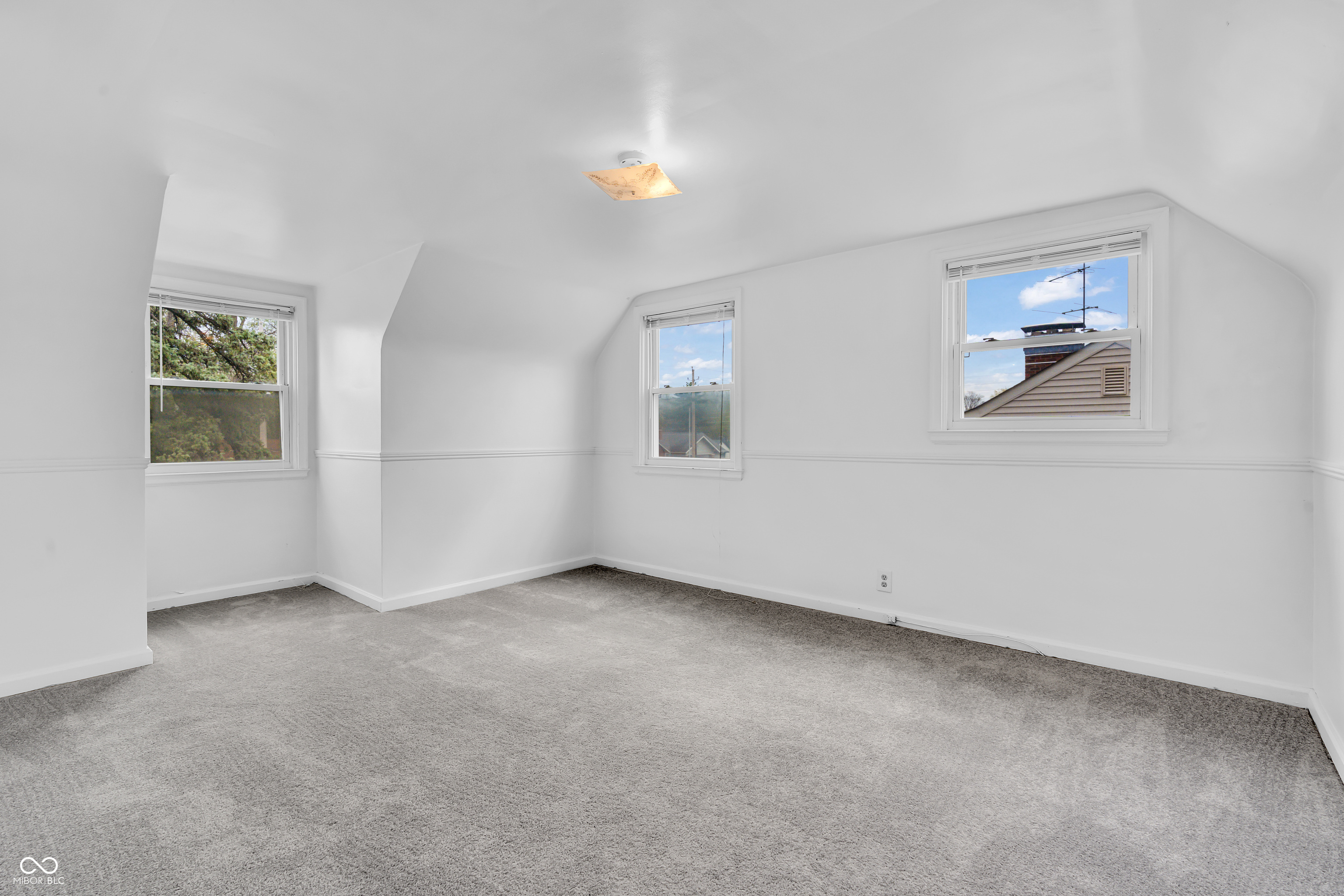 1223 East Thompson Road Indianapolis, IN 46227 - Photo 12 of 26