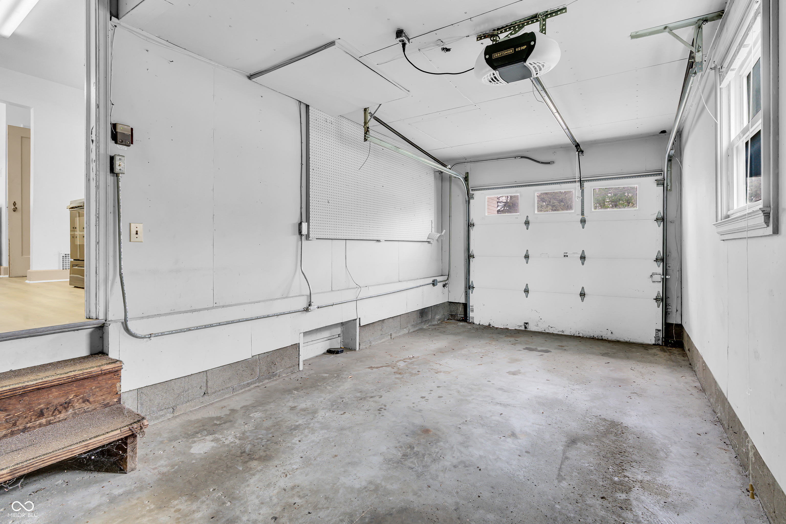 1223 East Thompson Road Indianapolis, IN 46227 - Photo 17 of 26