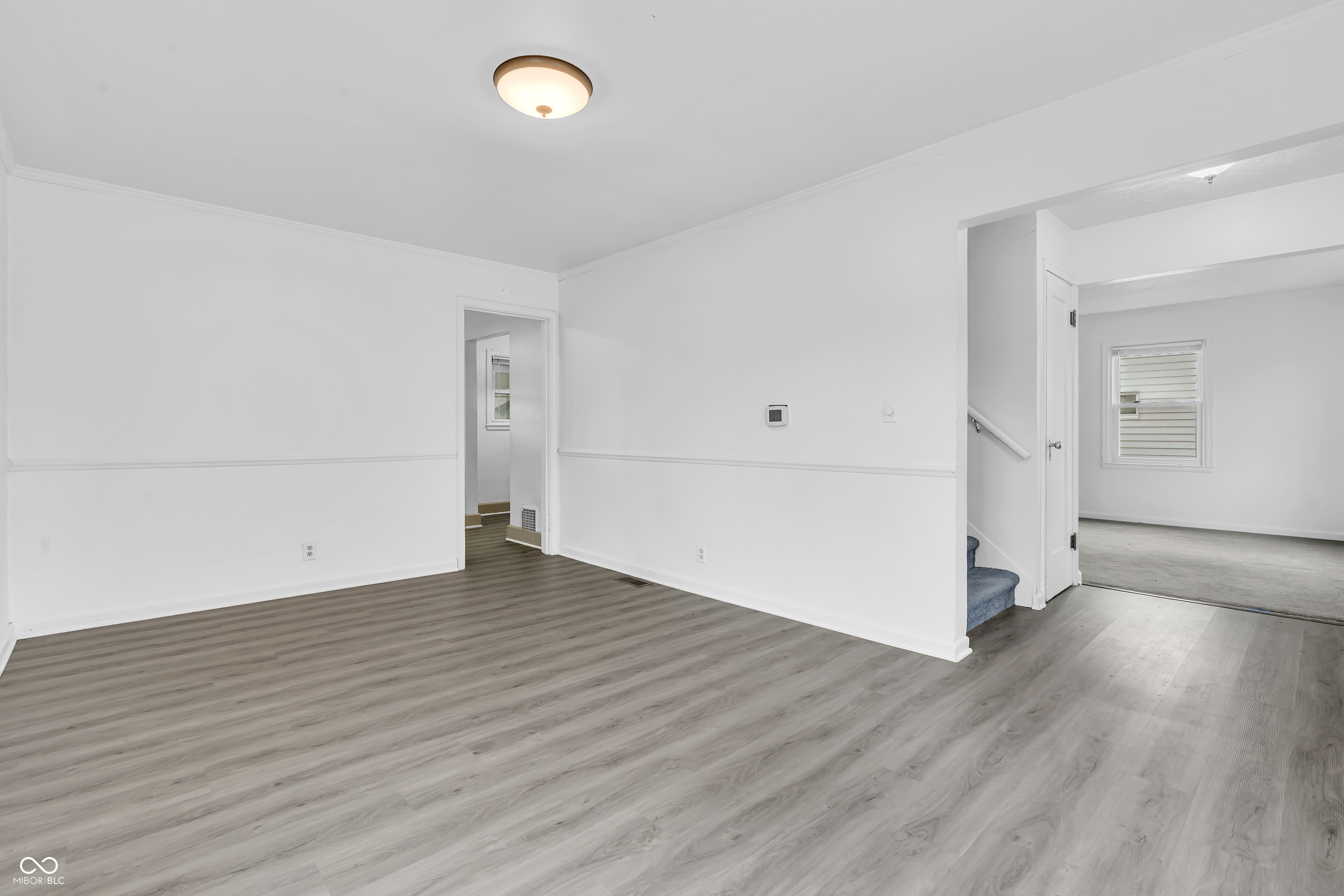 1223 East Thompson Road Indianapolis, IN 46227 - Photo 2 of 26