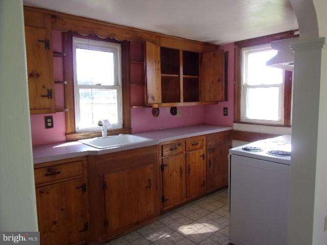 640 Hills Point Road Cambridge, MD 21613 - Photo 10 of 17 Kitchen