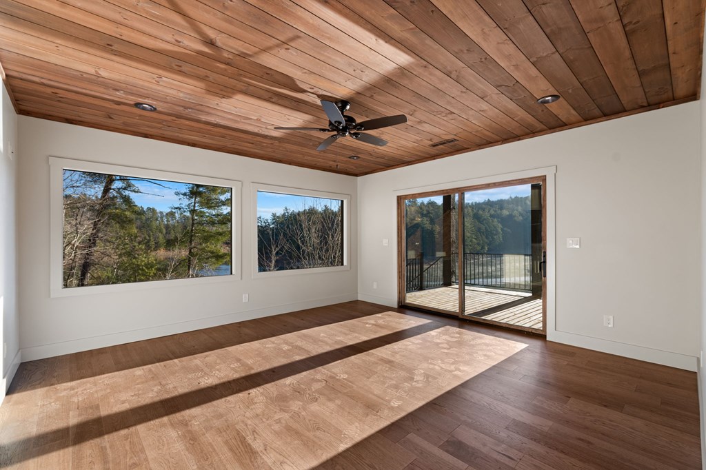 770 Fish Hook Point Blue Ridge, GA 30513 - Photo 60 of 95 Guest Bedroom #2 - Guest Owners Suite