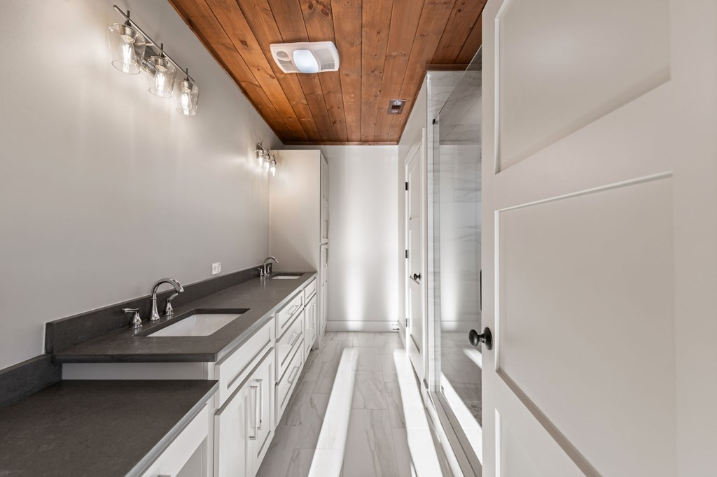 770 Fish Hook Point Blue Ridge, GA 30513 - Photo 62 of 95 2nd Lower Level Guest Bedroom 3