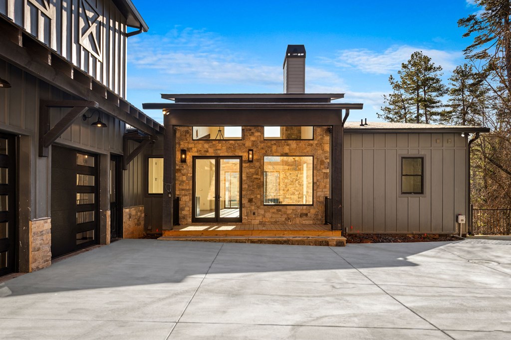 770 Fish Hook Point Blue Ridge, GA 30513 - Photo 69 of 95 2nd Lower Level Deck