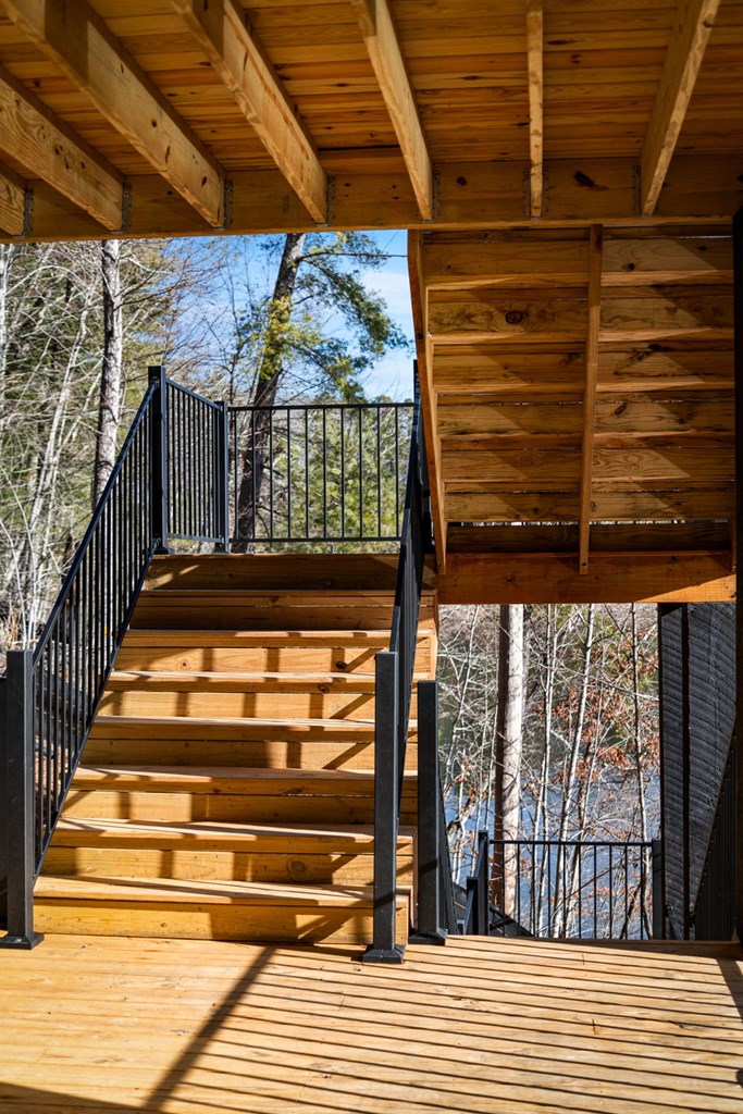 770 Fish Hook Point Blue Ridge, GA 30513 - Photo 75 of 95 3 Car Garage + Apartment