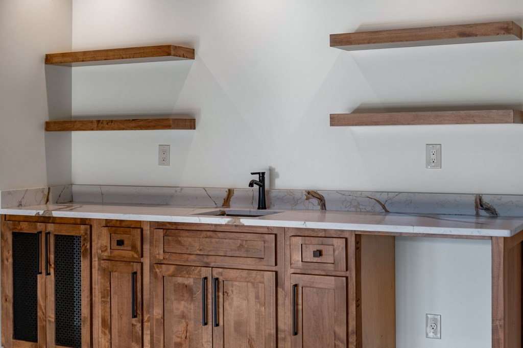 770 Fish Hook Point Blue Ridge, GA 30513 - Photo 76 of 95 3 Car Garage + Apartment