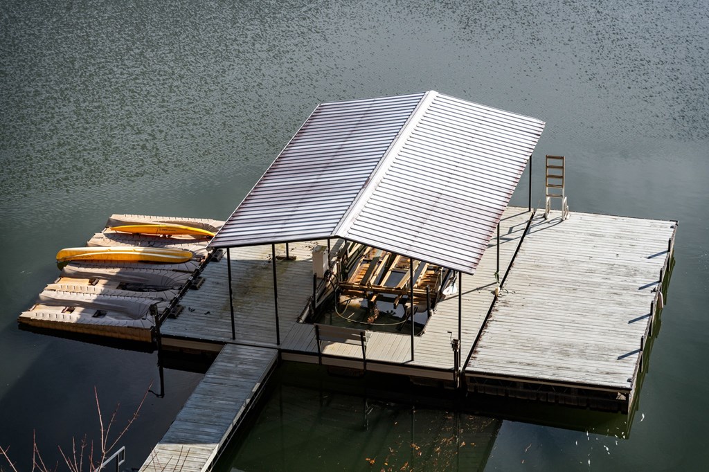 770 Fish Hook Point Blue Ridge, GA 30513 - Photo 79 of 95 3 Car Garage + Apartment