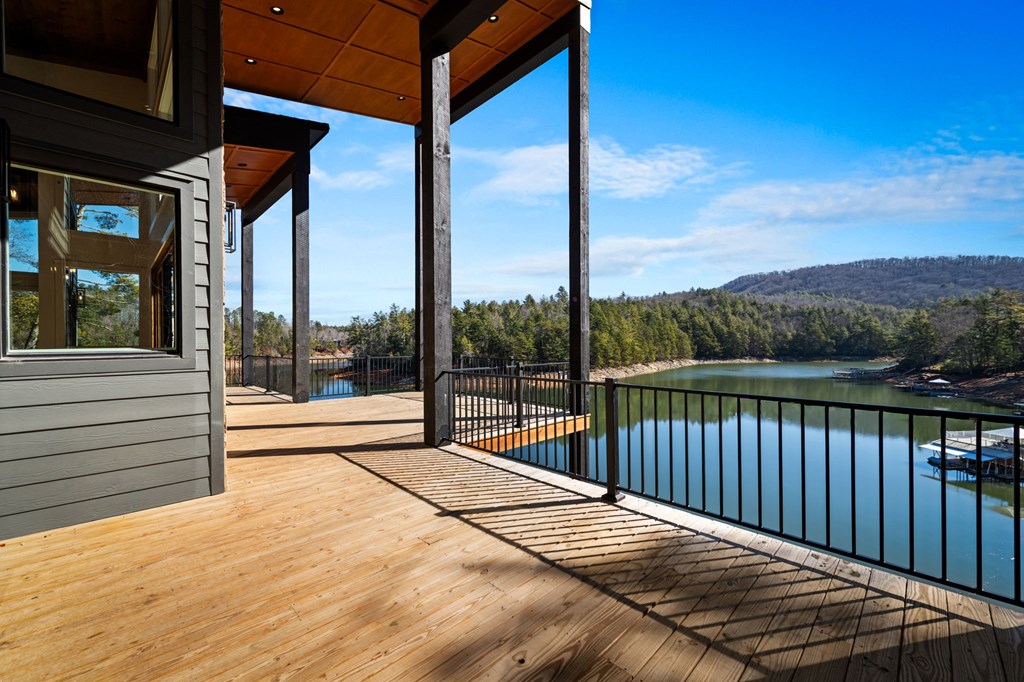 770 Fish Hook Point Blue Ridge, GA 30513 - Photo 85 of 95 3 Car Garage + Apartment