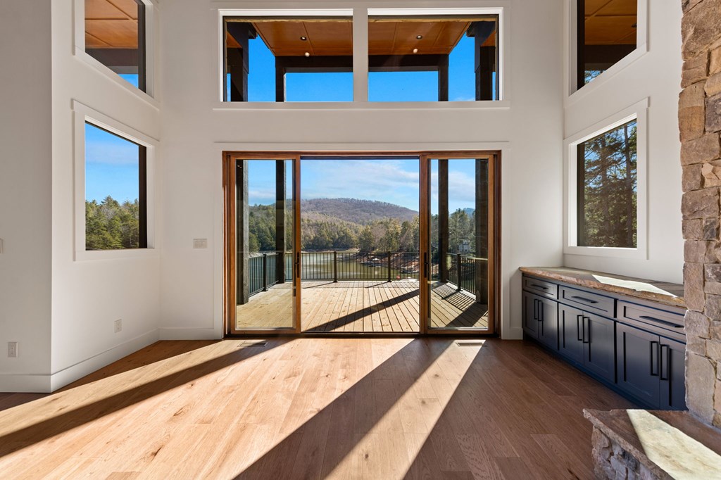 770 Fish Hook Point Blue Ridge, GA 30513 - Photo 86 of 95 3 Car Garage + Apartment