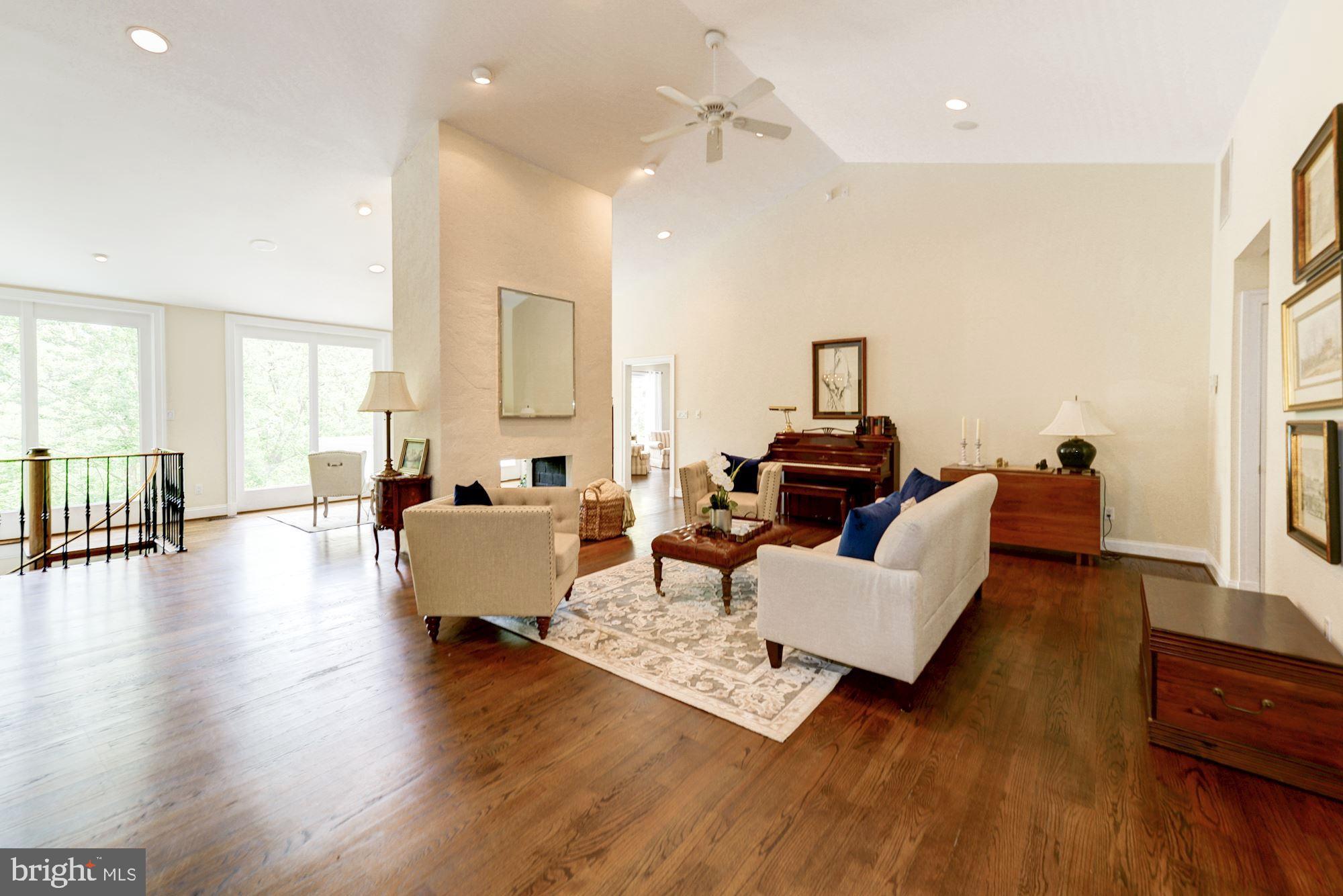 1018 Shipman Lane McLean, VA 22101 - Photo 3 of 30 a living room with furniture and wooden floor