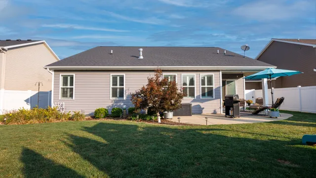 $430,000 | 1210 Willow Creek Drive, Bloomington, IL 61705